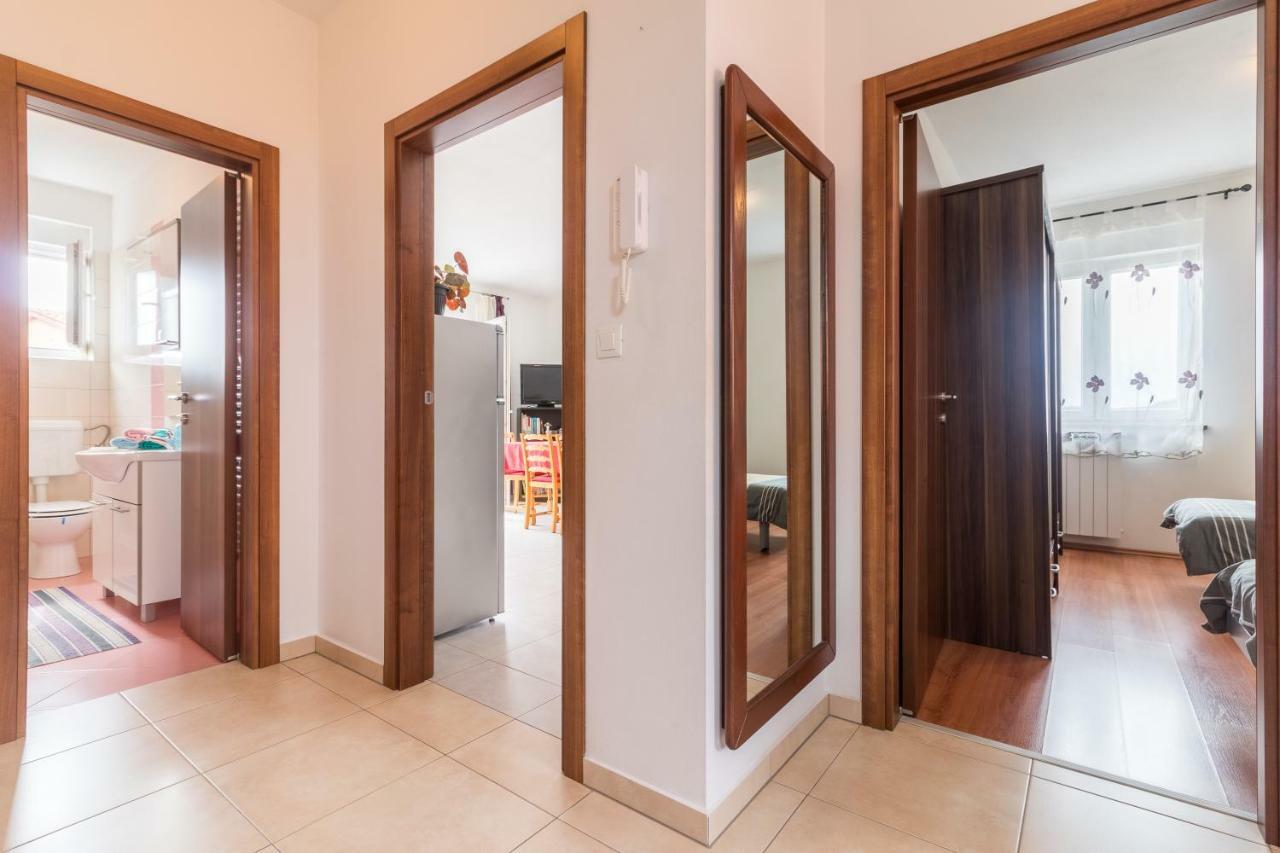 Antonija Apartment Пула Екстериор снимка